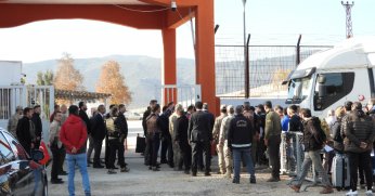 Yayladağı Hudut Kapısı'ndan da geçişler başladı